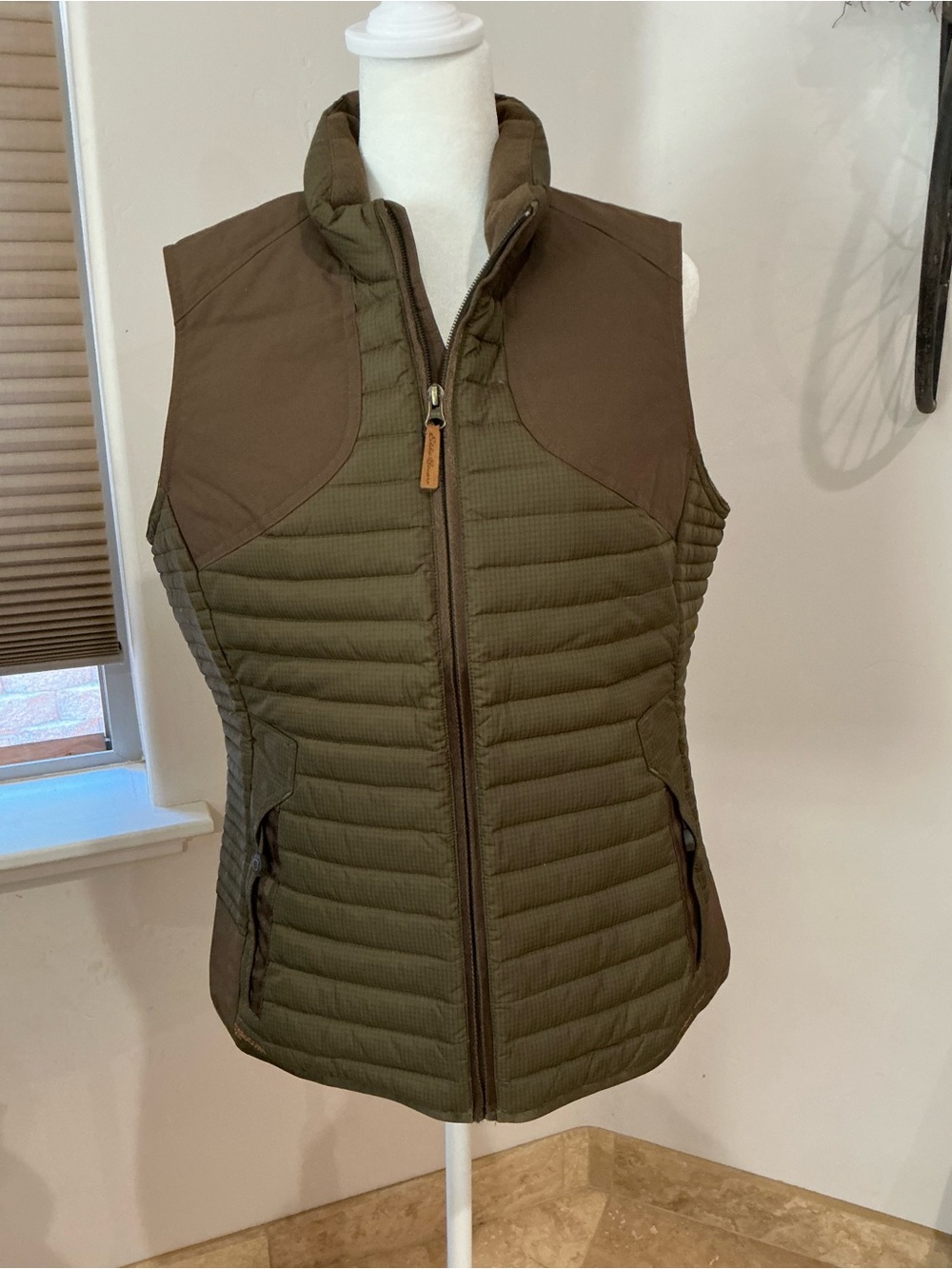 Eddie Bauer Storm Down 700 Riding Vest Size M